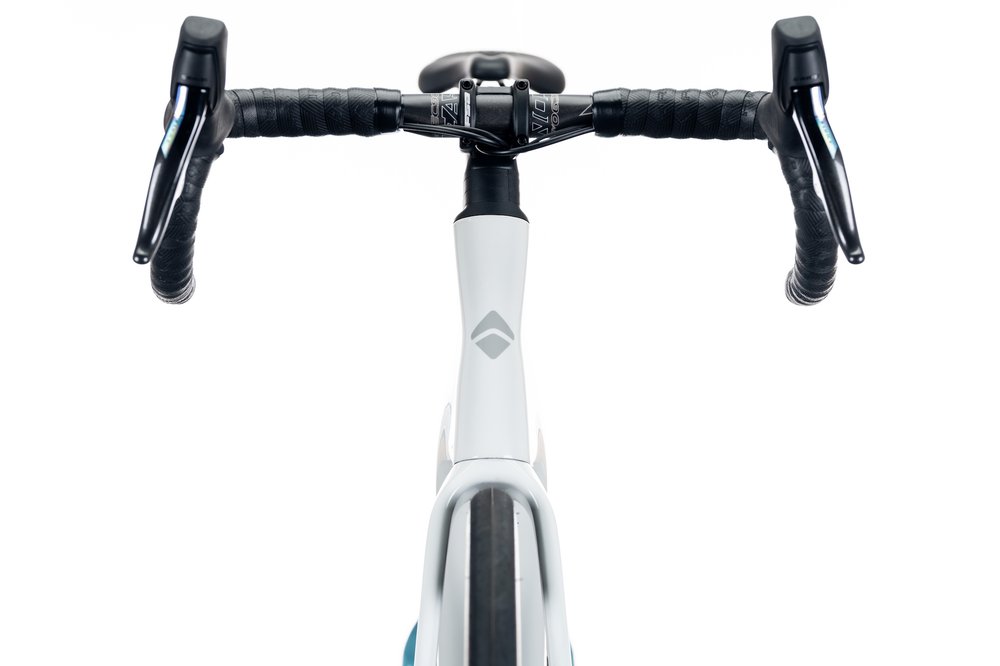 Bonneville Details-12.jpg